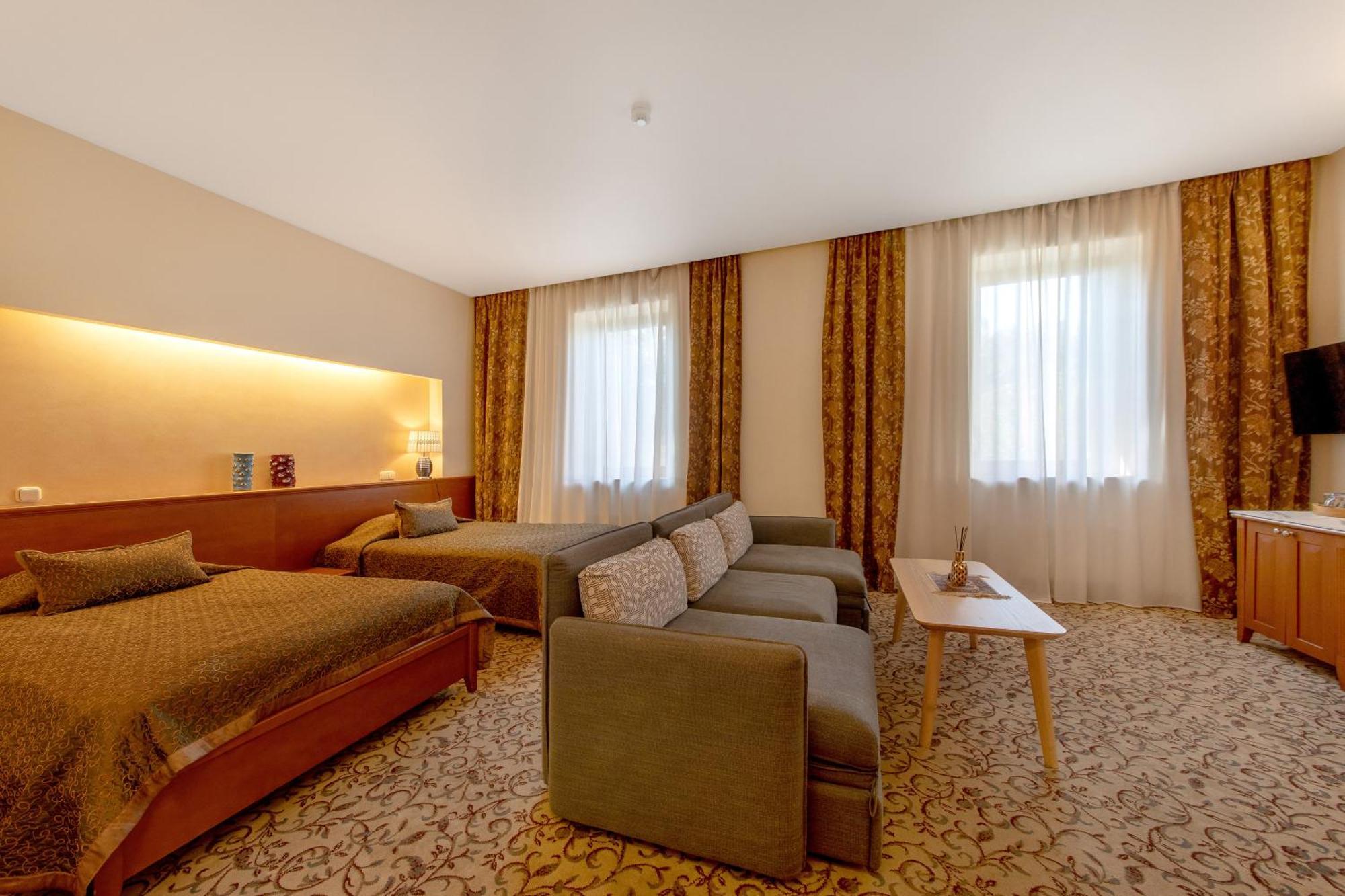 Pazaislis Park Hotel كاوناس المظهر الخارجي الصورة